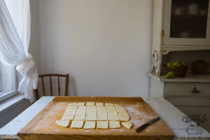 mákos kifli családi recept alapján az Emlékek Íze konyhájából www.emlekekize.hu