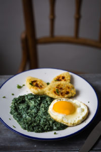 csalánfőzelék gánicával az Emlékek Íze vidéki konyhájából www.emlekekize.hu