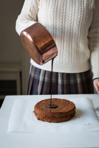 Sacher torta régi recept alapján az Emlékek Íze konyhájából http://emlekekize.hu/sacher-torta