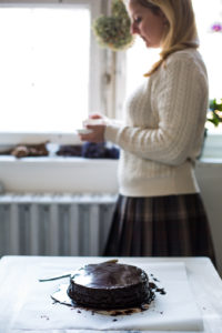 Sacher torta régi recept alapján az Emlékek Íze konyhájából http://emlekekize.hu/sacher-torta