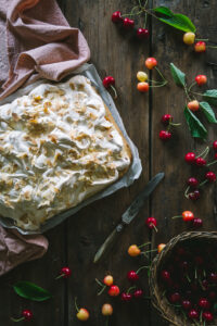 habos cseresznyés lepény az Emlékek Íze konyhájából www.emlekekize.hu/cherry meringue pie from the Taste of Memories Hungarian country kitchen www.tasteofmemories.com