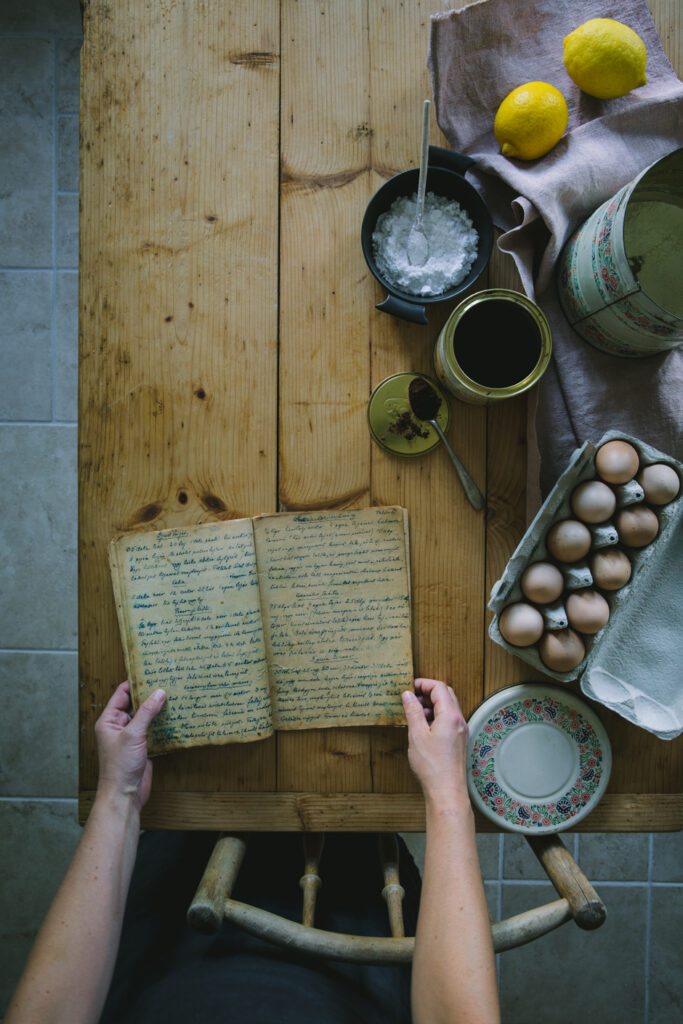darálós keksz másképp az Emlékek Íze konyhájából/lemon and cocoa biscuits from the Taste of Memories Hungarian country kitchen www.tasteofmemories.com