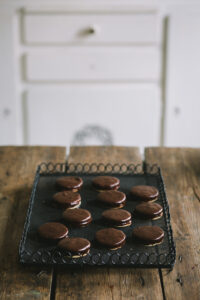 Emlékek Íze isler az Emlékek Íze vidéki konyhájából/ischler linzer cookies from the Taste of Memories Hungarian country kitchen www.tasteofmemories.com