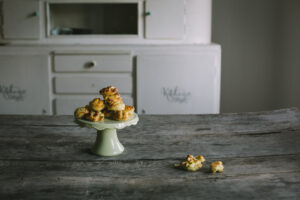 medvehagymás krumplis pogácsa az Emlékek Íze vidéki konyhájából/wild garlic and potato scones from the Taste of Memories Hungarian country kitchen www.tasteofmemories.com